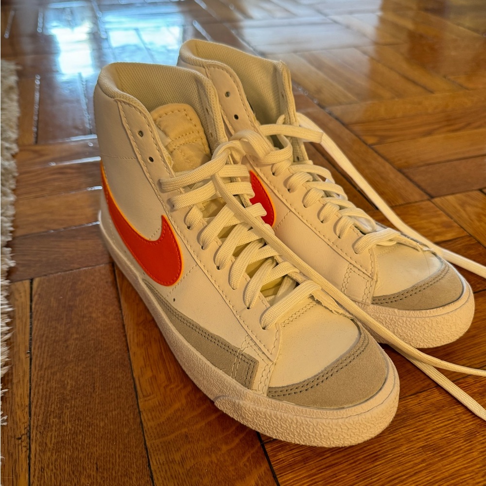 Nike Blazer mid 77 vintage 6Y
